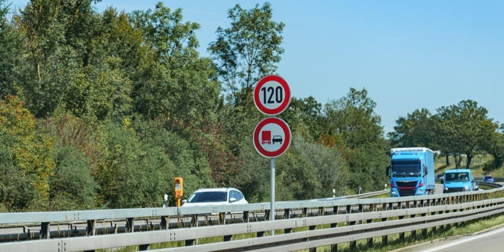 Arac Tiplerine Gore Karayollari Hiz Limitleri